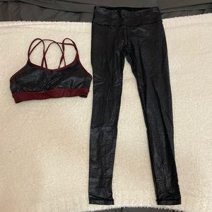 Like new, Manduka set - size small